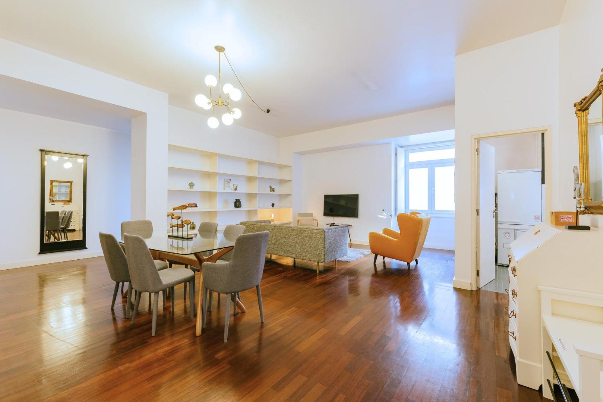 Chiado 2 Bedroom Elegant Apartment Лиссабон Экстерьер фото
